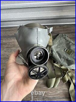 MM-1 Soviet USSR Protection Gas mask MM1 MM 1 1974 army antique Military vintage